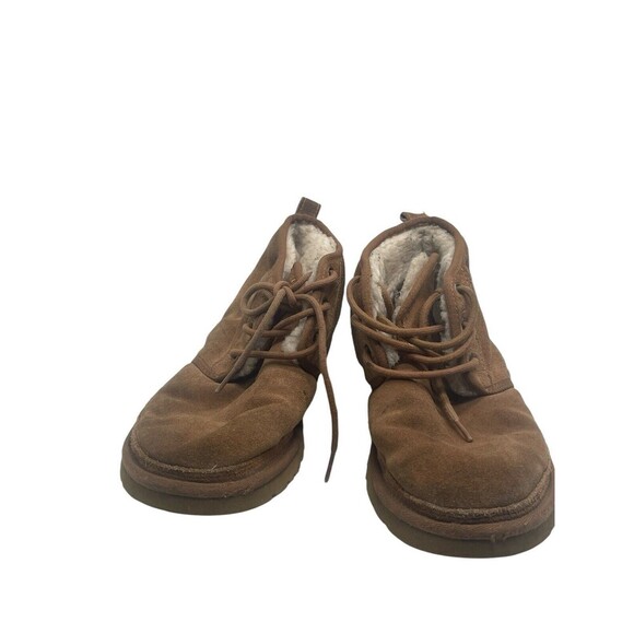 UGG Neumel Suede Womens Sz 11 Men’s Sz 9Chukka Boots Chestnut Brown Lace-Up Logo - Picture 2 of 16